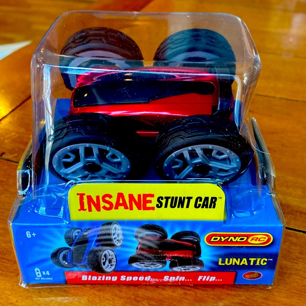 Dyno Stunt Car